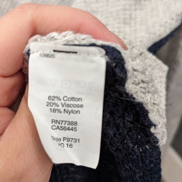 Madewell Backroad Button-Back Sweater in Colorblock - Picture 7 of 9